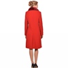 ženski crveni kaput duži
